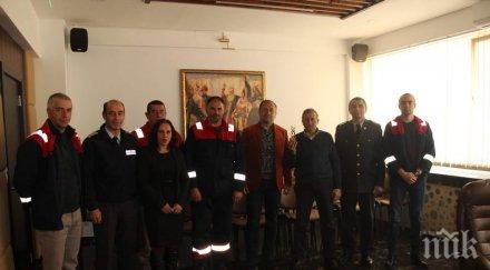 илиан тодоров отличи хората такава ситуация страх