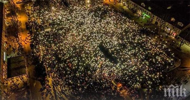 Хиляди хора излязоха в градовете на Черна гора в защита на Сръбската православна църква