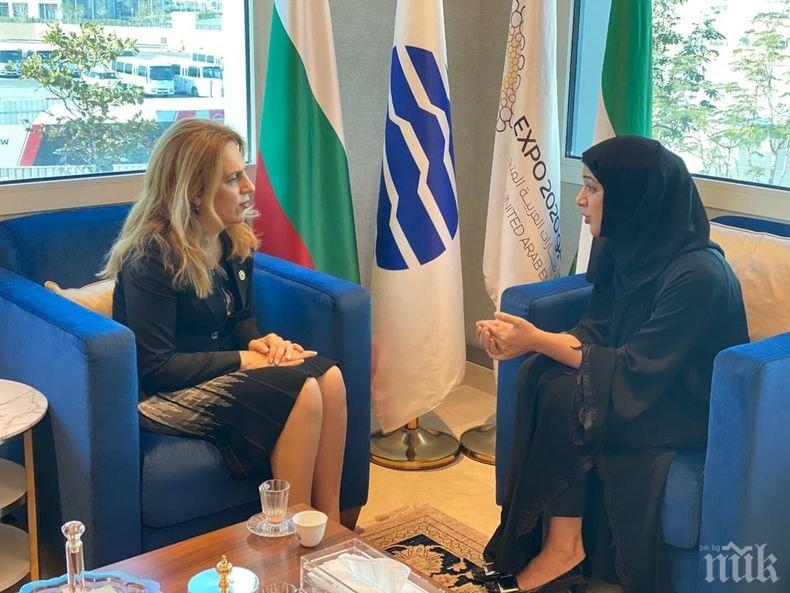 Вицепремиерът Николова инспектира строителните дейности по изграждането на българския павилион на ЕКСПО ДУБАЙ 2020 