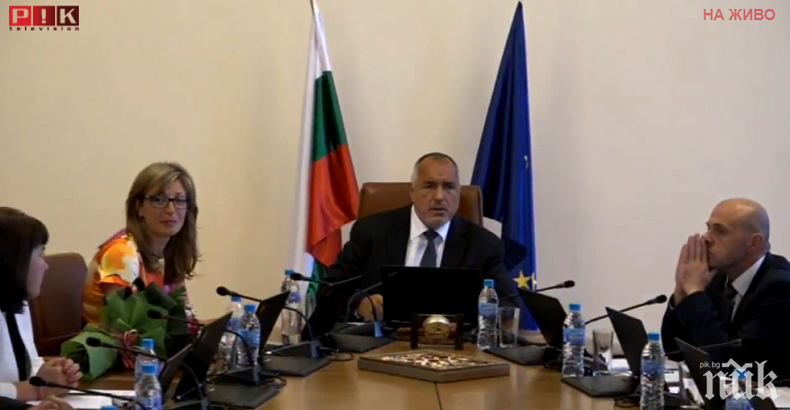 Ето какво ще обсъждат министрите на заседанието си днес