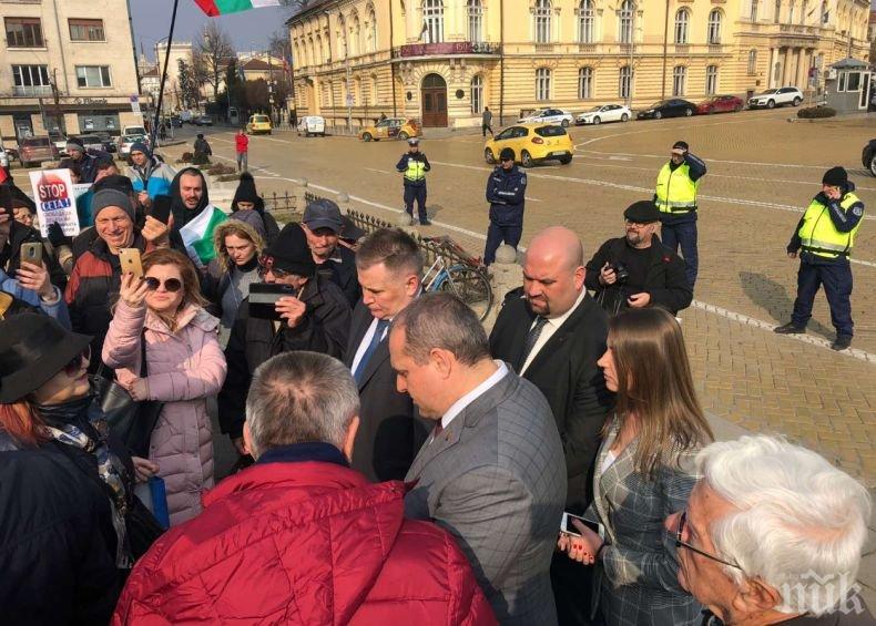 ВМРО се зарече: Ще направим всичко възможно да не ратифицираме СЕТА в този парламент