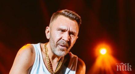 скандален руски музикант влиза политиката