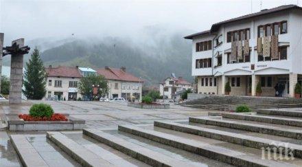 дават 1000 лева бебе чипровци