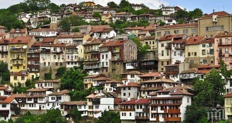 Предложиха в музейните храмове във Велико Търново да има богослужения