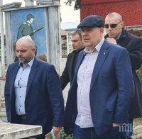 ИЗВЪНРЕДНО В ПИК: Иван Гешев отговори на ВМРО от акцията в Кричим: Не ме интересува какви политически интереси сме засегнали. Чух, че ни предлагат танкове, но за съжаление нямаме работещи танкове, така че не знам как ще стане това (СНИМКИ)