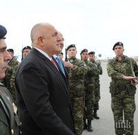 ПЪРВО В ПИК TV: Борисов кацна в Гърция, посрещнаха го с почести (ОБНОВЕНА)