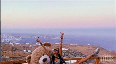 щерката фатик показа тяло трепач снимка