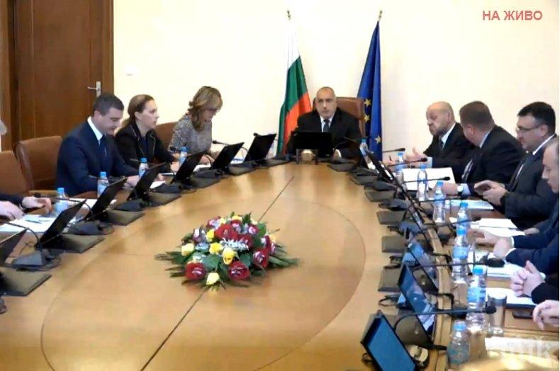 Премиерът Борисов с важни срещи в Гърция утре - води 10 министри на съвет на високо равнище