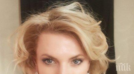 лилия маравиля стана брюнетка снимка