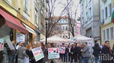 властите предупреждават последен взрив затворената кариера белащица