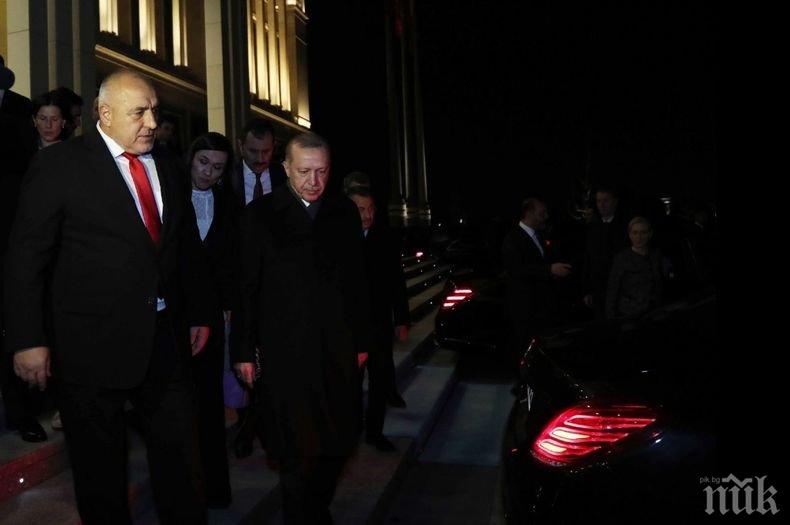 Бойко Борисов: Благодарих на президента Ердоган, че турската страна твърдо спазва споразумението с Европейския съюз относно българо-турската граница

 