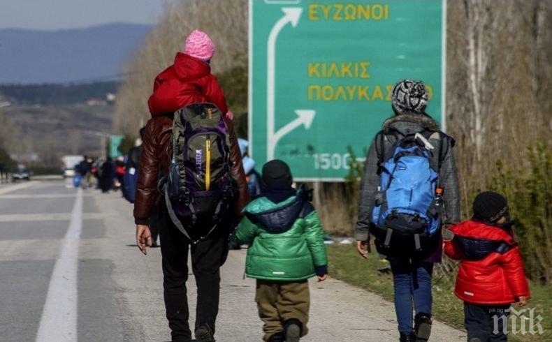 ВЪЛНА: Над 18 хиляди мигранти са пресекли турската граница към Европа