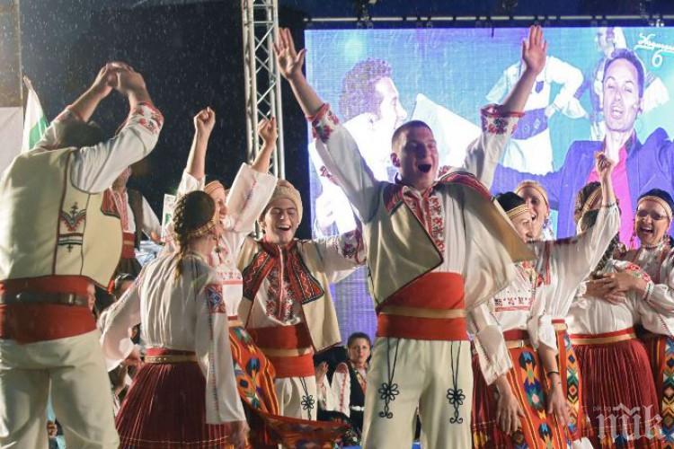 ПРАЗНИЧНО: Голямо хоро ще се вие в Берковица на 3 март