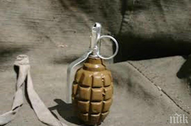 Евакуираха жилищна сграда в Лом заради невзривени гранати