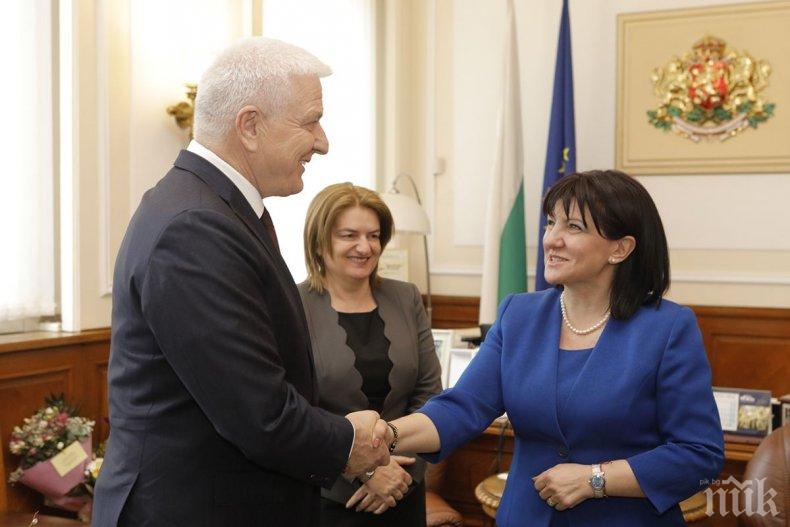Активният парламентарен диалог обсъдиха Цвета Караянчева и черногорският премиер Душко Маркович
