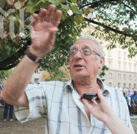 Актьорът Славчо Пеев на протеста: БСП налага диктатура чрез МВР