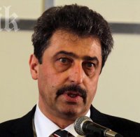 Човек на Цветан Василев ще брои бюлетините