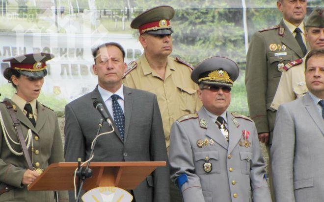 Правят военно поделение във Враца с 250 щата от други формирования