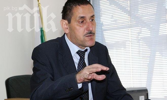 Омбудсманът подкрепи протестите и обяви, че властта е високомерна