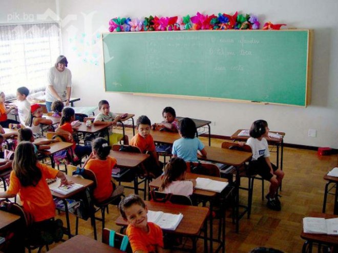1000 български ромчета тръгват на школо в Германия