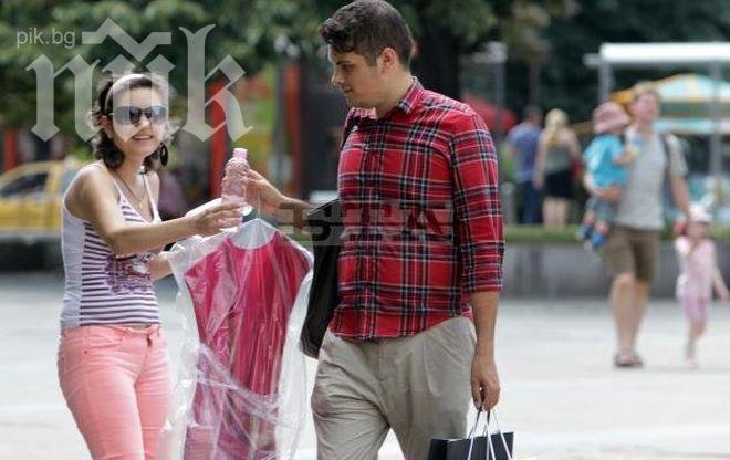 Столична община продължава да раздава минерална вода