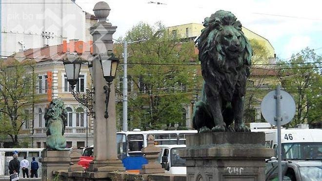 До средата на август почват строеж на второ ниво на Лъвов мост