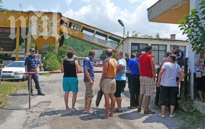 Спасител от Ораново: Ръцете ми трепереха, докато разчиствах лицата на приятелите ми