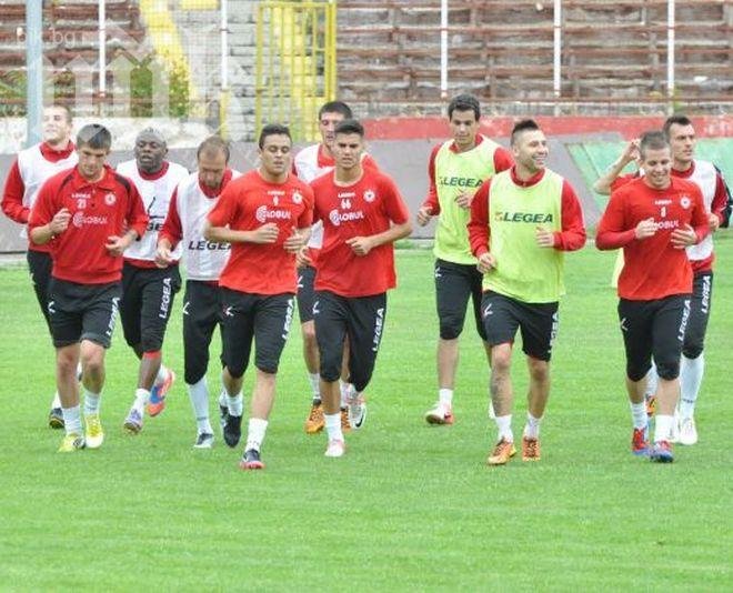 Вижте заплатите на всички футболисти на ЦСКА