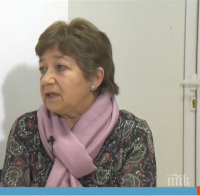 Горещият телефон за коронавируса прегря