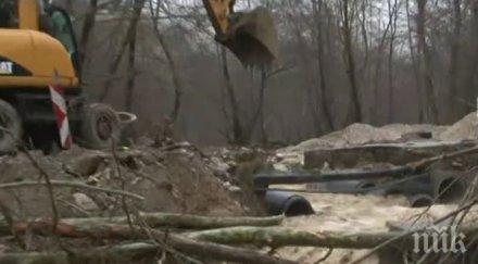 придошла река затвори пътя мелник