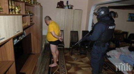 закопчаха банда кърджалийски лихвари снимки