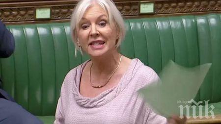 Британският здравен министър пипна COVID-19