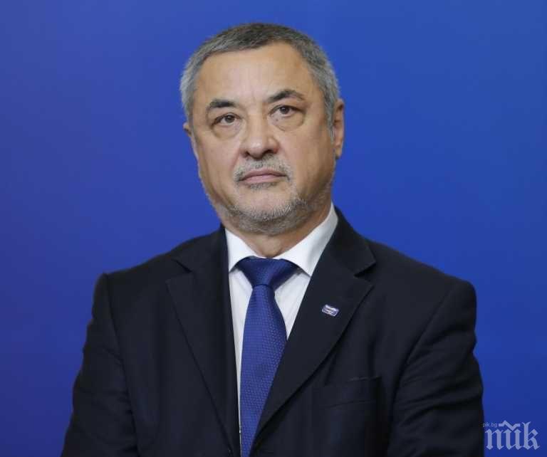 Валери Симеонов участва в най-големия икономически форум в Централна Африка