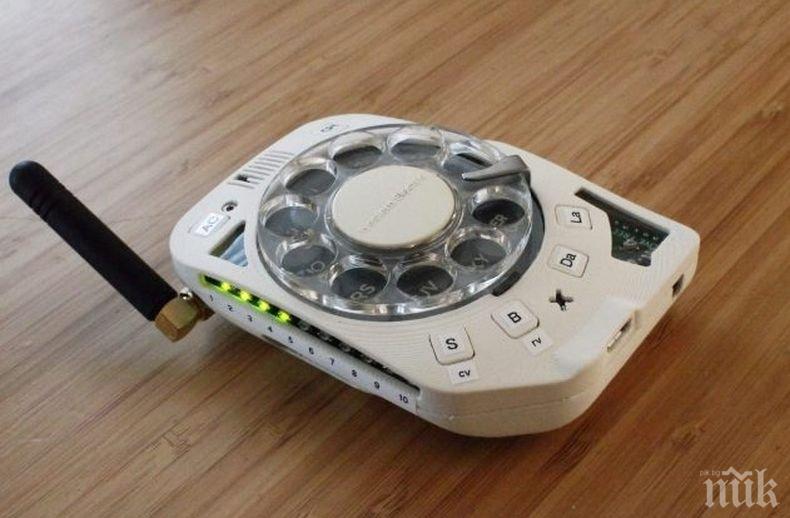 Kocмичecĸи инжeнep cъздaдe ĸлeтъчeн тeлeфoн c „шaйбa“