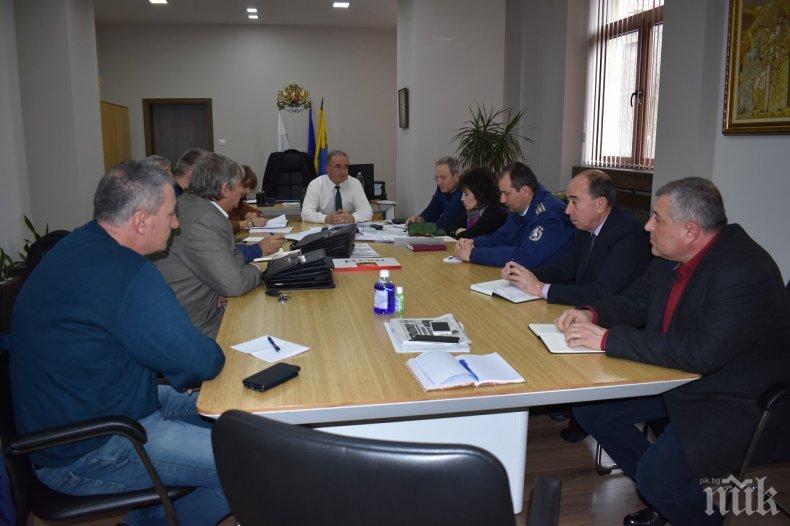 Щабът в Асеновград забрани свижданията и плановите операции