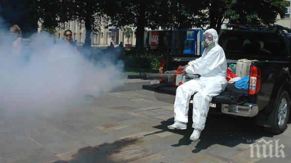 Дезинфектират допълнително в градския транспорт и обществените сгради в София