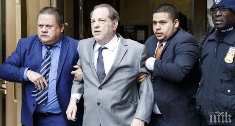 Харви Уайнстийн бе настанен в болница само няколко часа, след като бе осъден