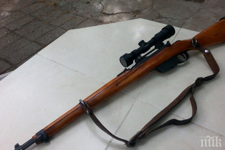 Турчин откри огън с пушка в търговски център в Измир