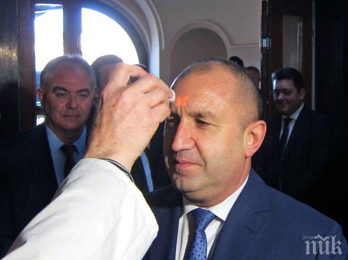 Радев като съветски робот първо поколение - държавата работи по-добре ...
