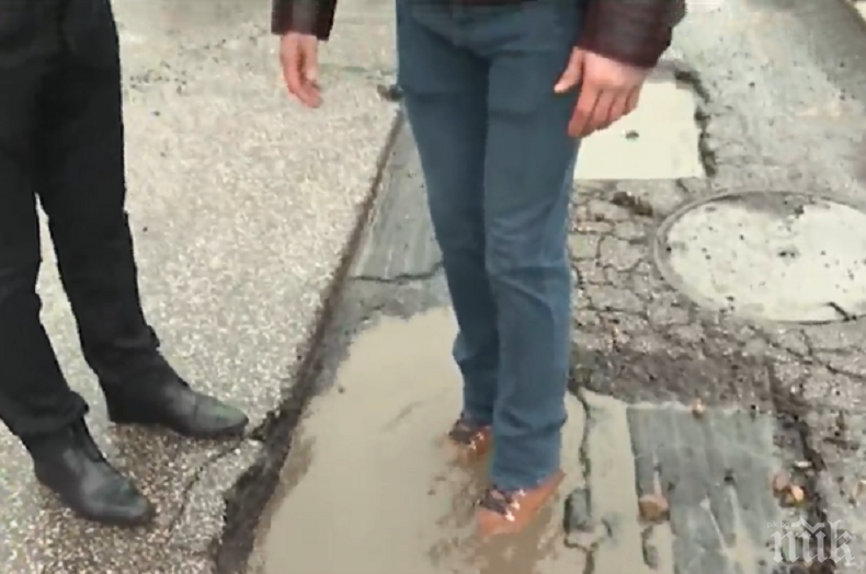 НЕВОЛИ: Шофьор спука две гуми наведнъж заради необезопасен ремонт в София