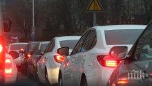 Унгария отвори границата си за българските автобуси и автомобили