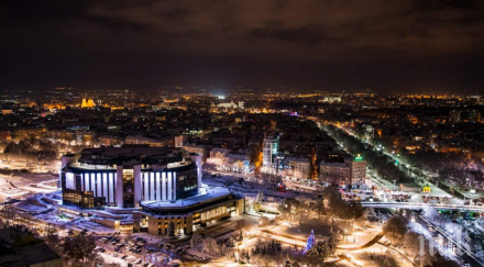 уникално цяла българия аплодира медиците борещи коронавируса