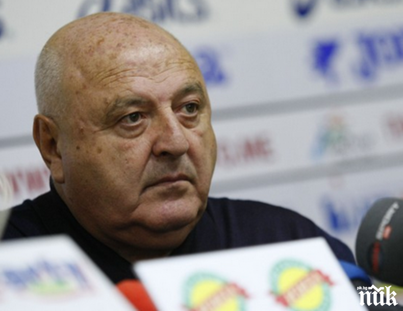 ГОРЕЩА ТЕМА: Ще се анулира ли футболният сезон в България? Венци Стефанов с категорично мнение