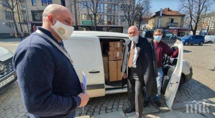 марешки дари маски дизенфектанти противовирусни препарати лекарства пирогов