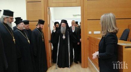 пробив митрополит николай освободи християните богослуженията