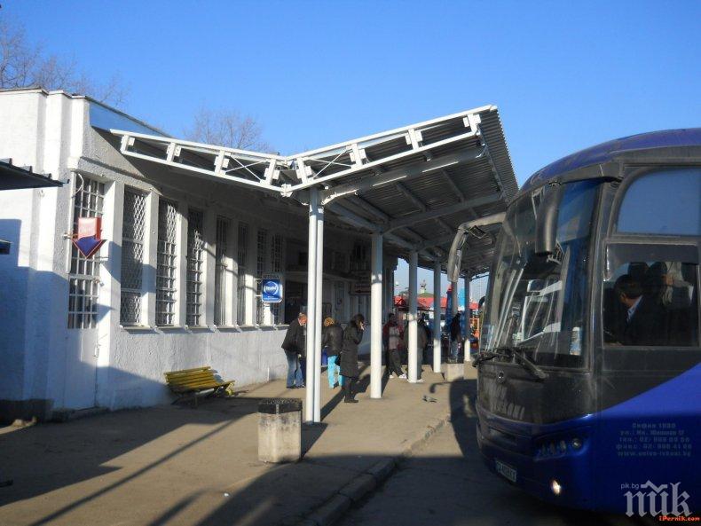 Спират автобусите между Варна и Бургас