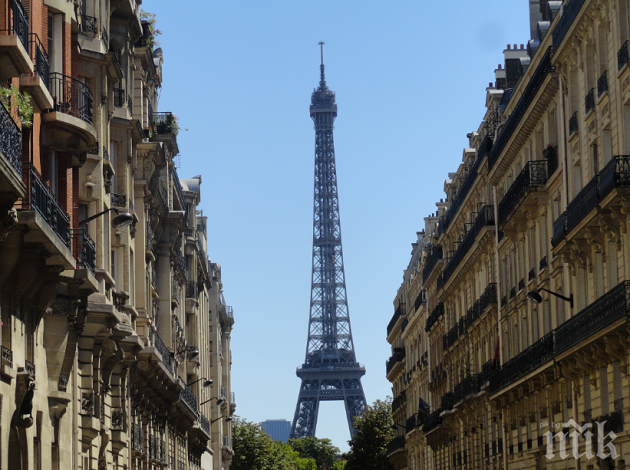 В Париж затварят обществени места заради коронавируса