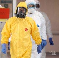 Путин се пази от коронавируса с американски защитен костюм