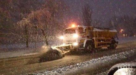 140 снегопочистващи машини извършили обработки смеси заледяване софия