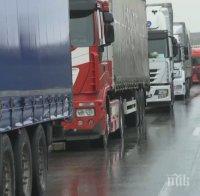 дезинфекцират магистрала марица кризата тировете